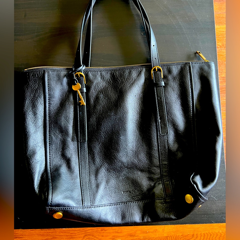 Fossil Carlie Tote